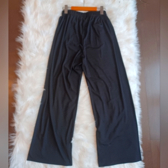 Black wide leg pants - Picture 9 of 11